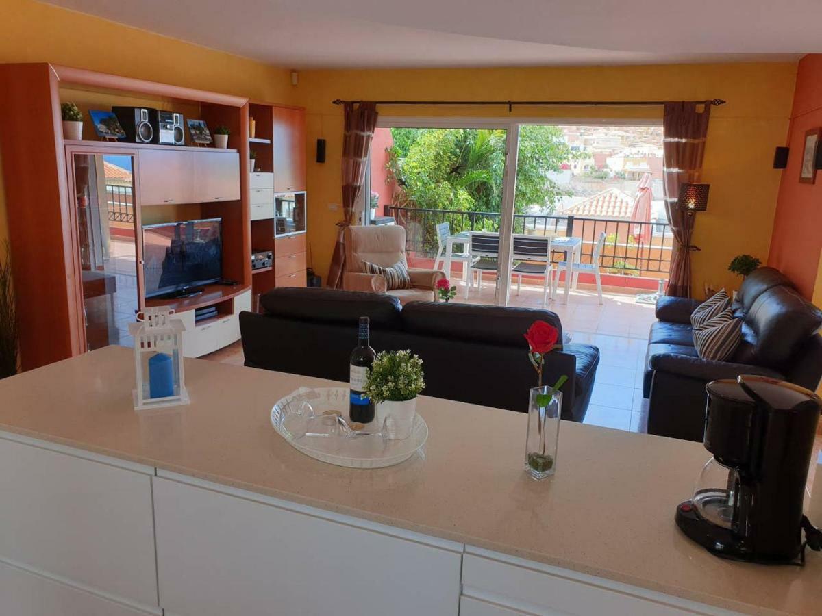 Villa Roque Del Conde With Private Pool, Terrace With Fantastic Sea Views, Wifi, Garden, Garage Adeje Ngoại thất bức ảnh