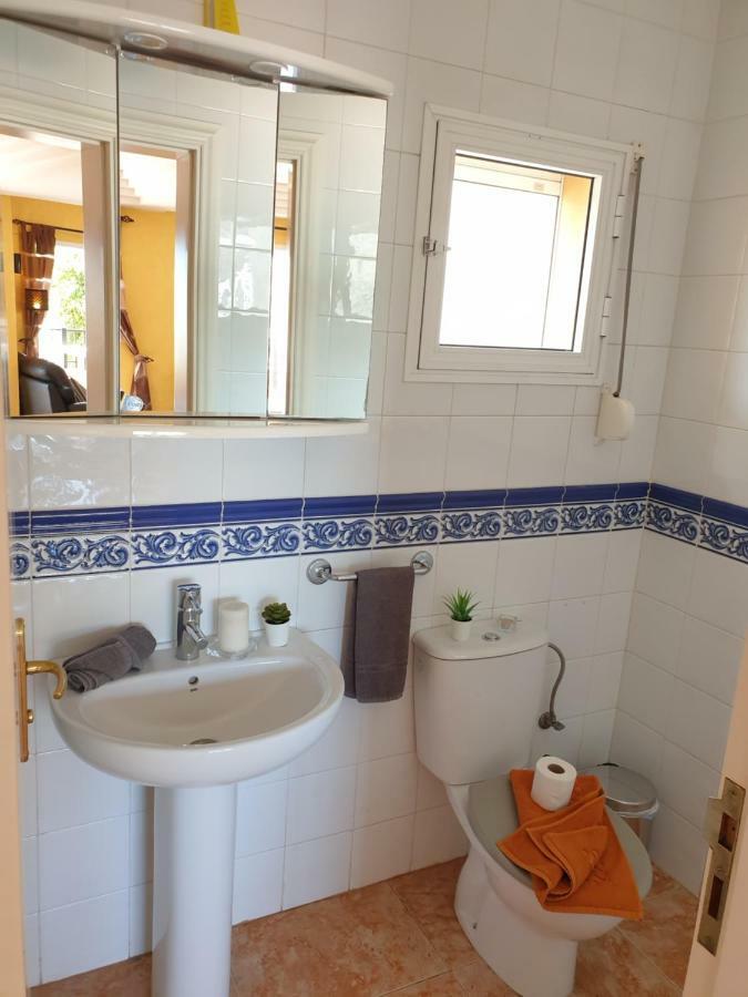 Villa Roque Del Conde With Private Pool, Terrace With Fantastic Sea Views, Wifi, Garden, Garage Adeje Ngoại thất bức ảnh
